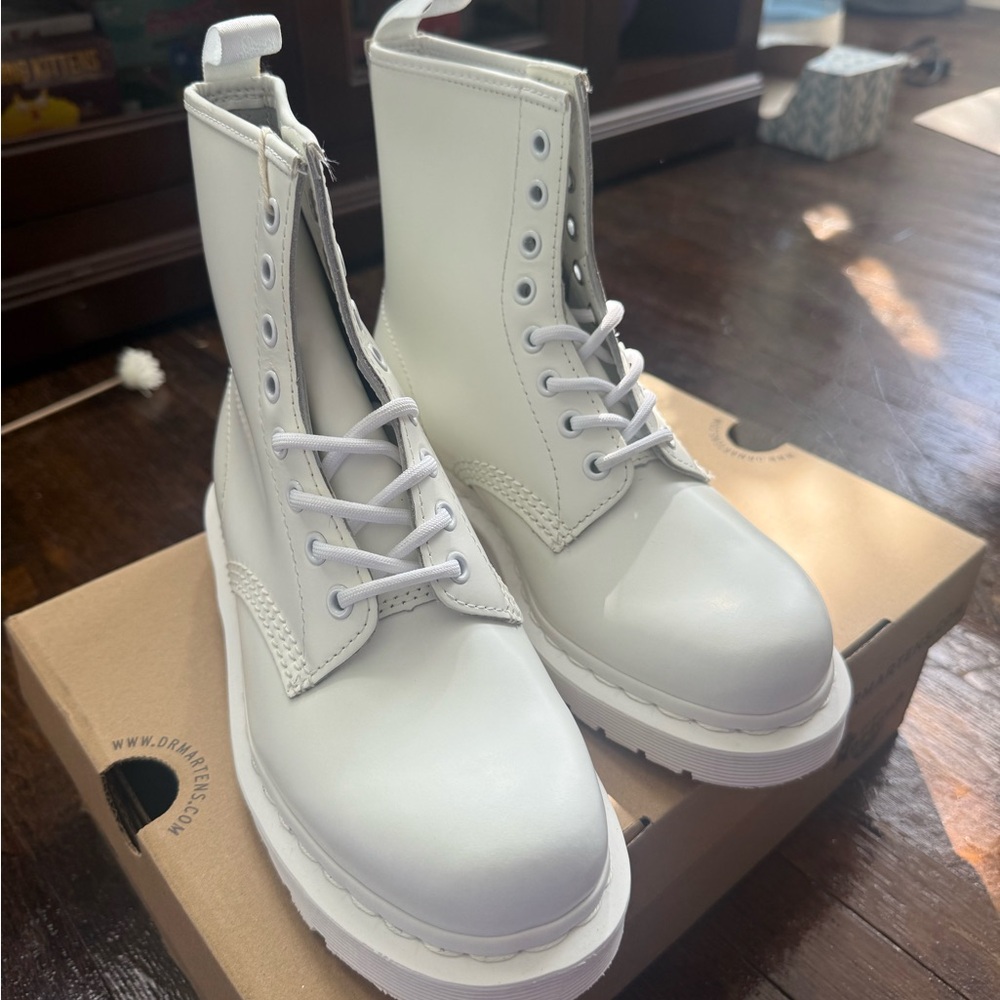 Dr Martens 1460 Boots